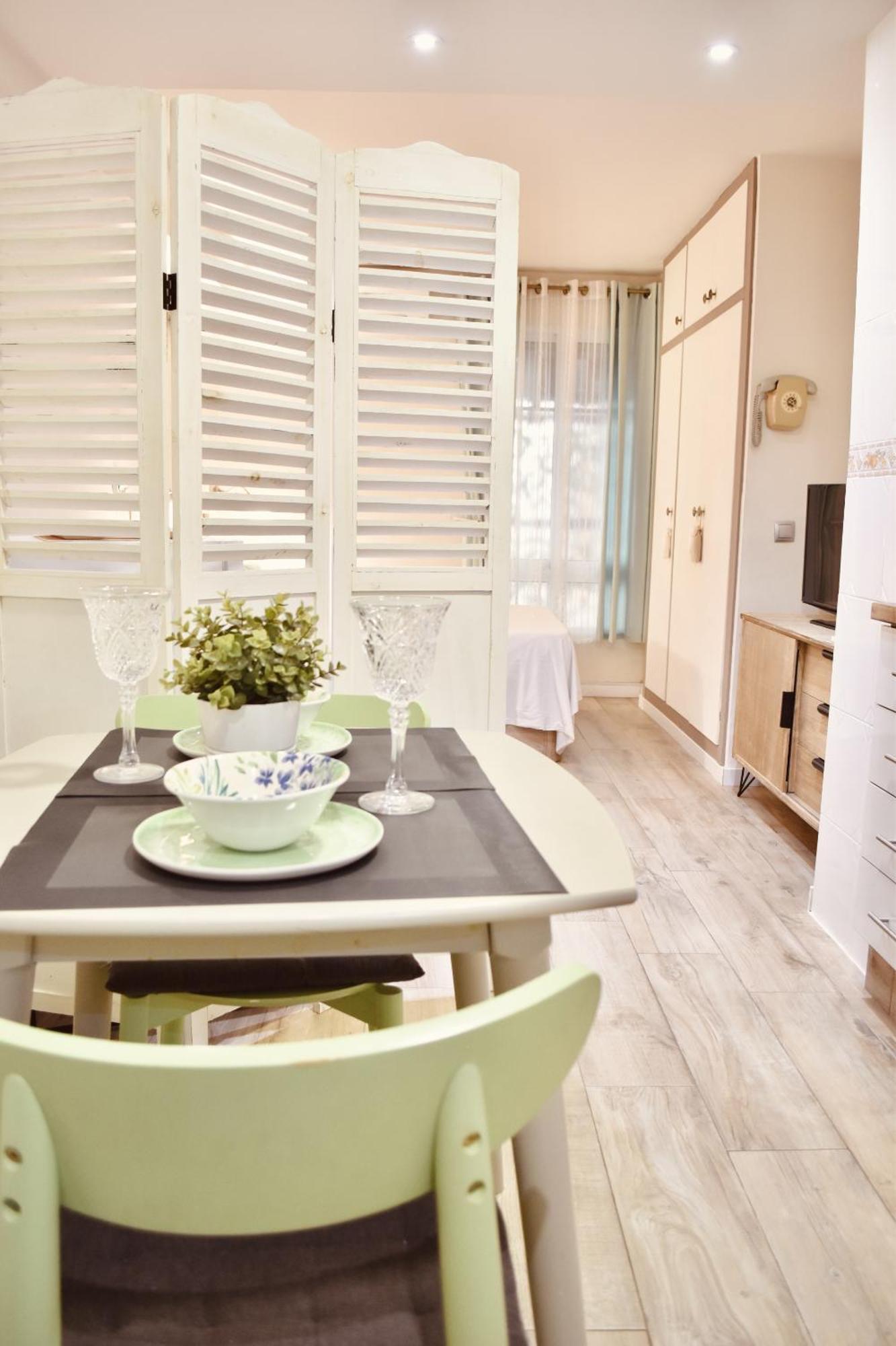 Estudio Con Encanto En El Casco Antiguo De 발렌시아 외부 사진